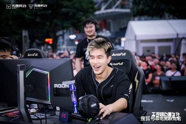 无畏契约重庆嘉年华:电竞与文旅融合的破圈新起点