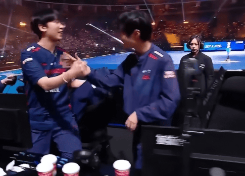 RLG光辉传奇战队官宣落户广州海珠 | 电竞头条