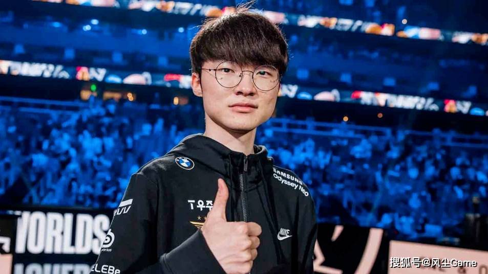 Faker比赛切屏监督多兰！LPL转会规则曝光：选手拒绝竞拍禁赛半年