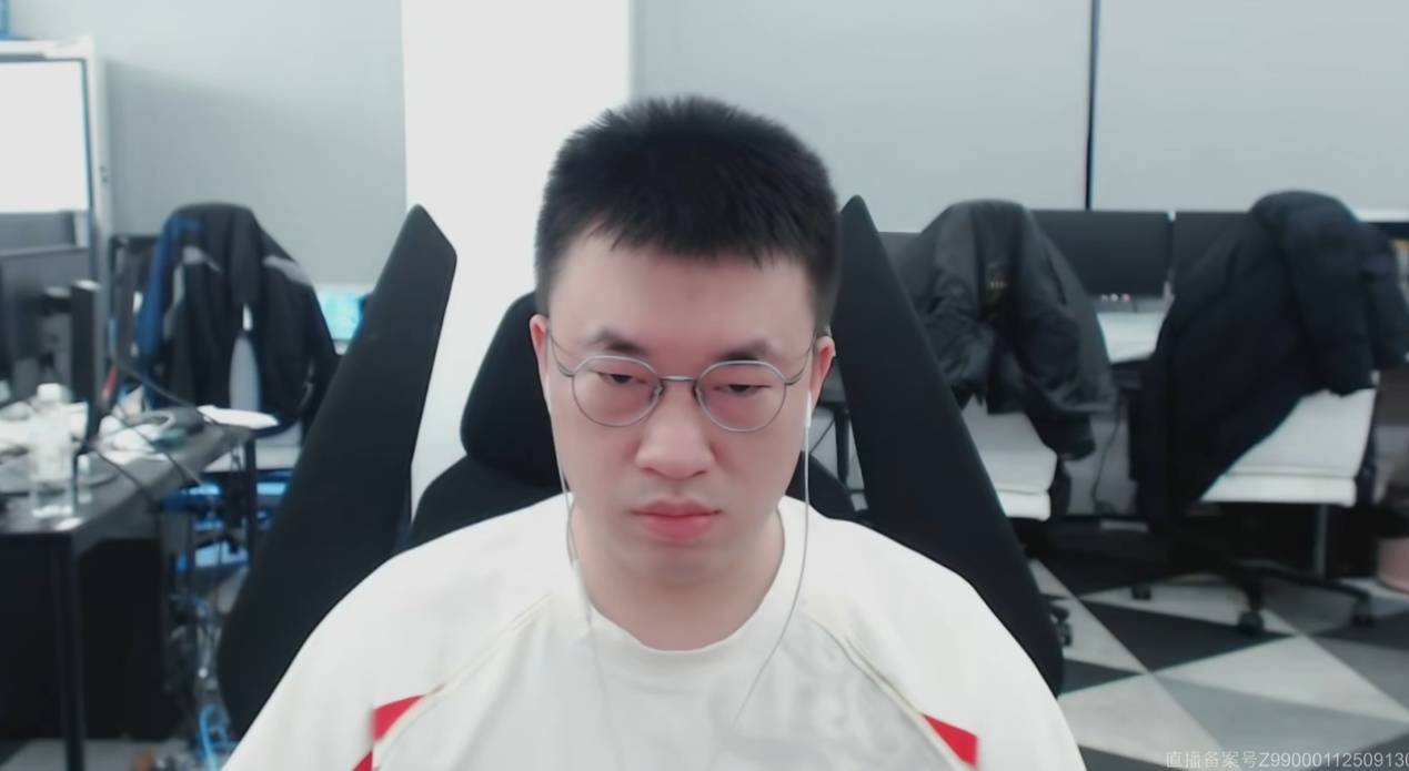 LPL官方大发雷霆！官方解说透露，联盟很生气，对ASI成绩相当不满