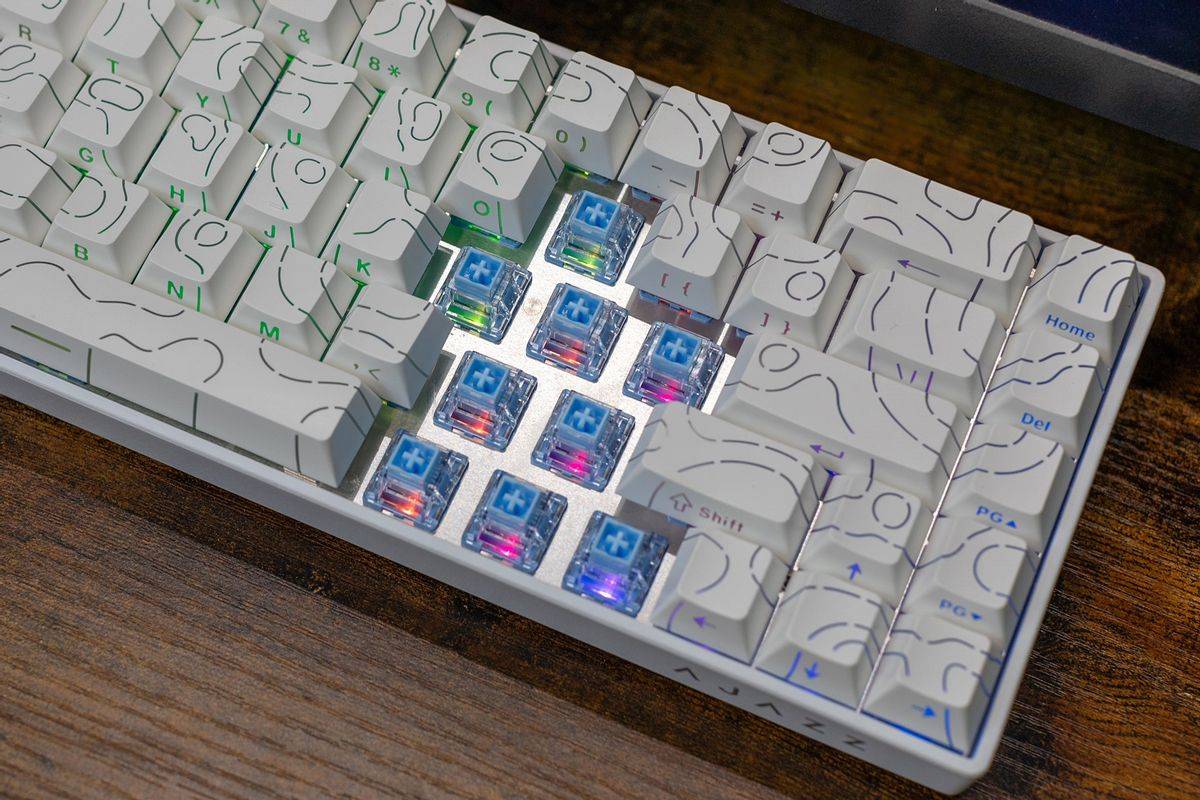 百元电竞磁轴键盘，黑爵AK680 V2电竞磁轴键盘实测体验